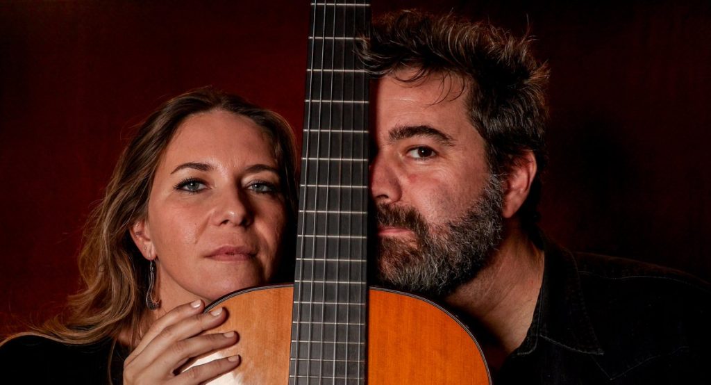 El músico Juan Manuel Latorre y la cantautora Rocío Márquez, 'La lengua hecha pedazos' (EP)